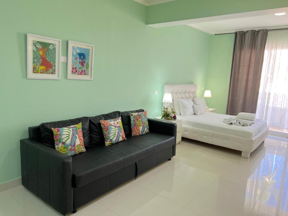 Vacation Studios With Rooftop Pool, Beach Club, Spa, Restaurants - Ducassi Collection - Playa Los Corales Punta Cana Exterior foto